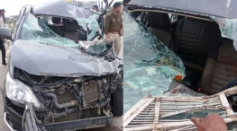 prime minister modi wife injured in car accident