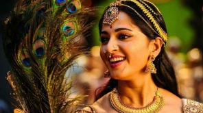 Actress Anushka acting as veterian actress Bhanumathi role in Nadigaiyar Thilagam movie